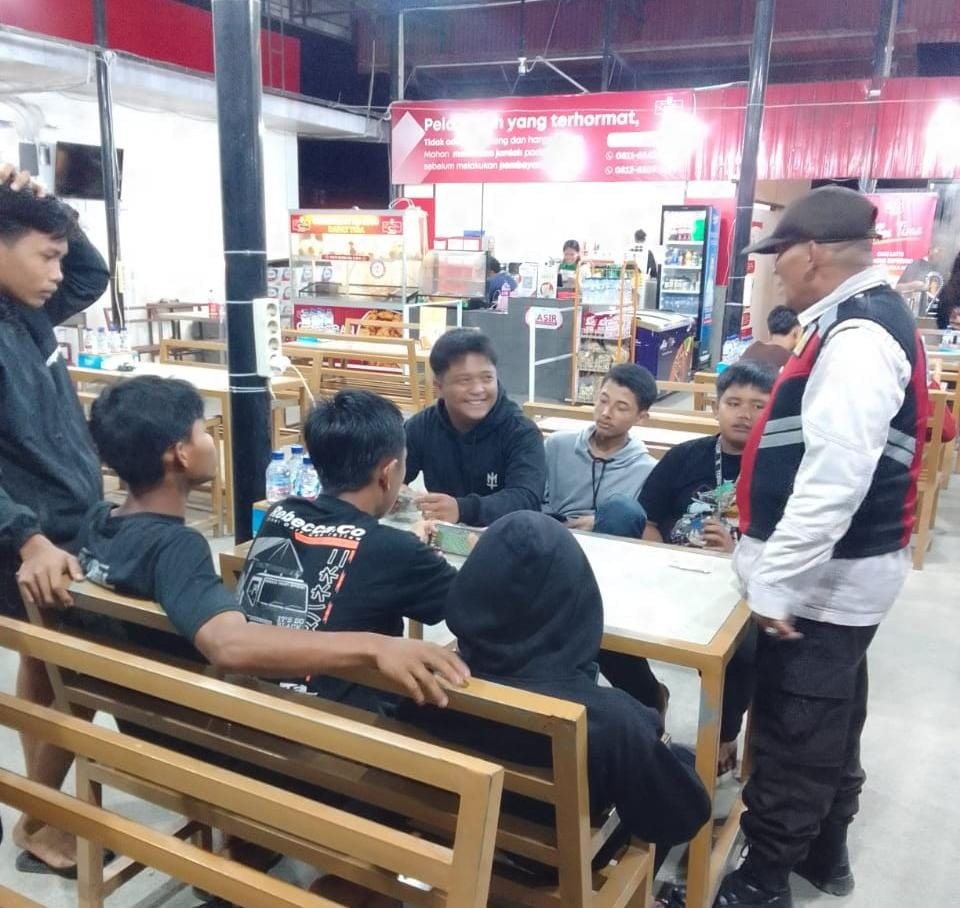 Patroli Polsek Balata Berhasil Cegah Tindak Kejahatan dan Kecelakaan di Jalan Besar Siantar-Parapat