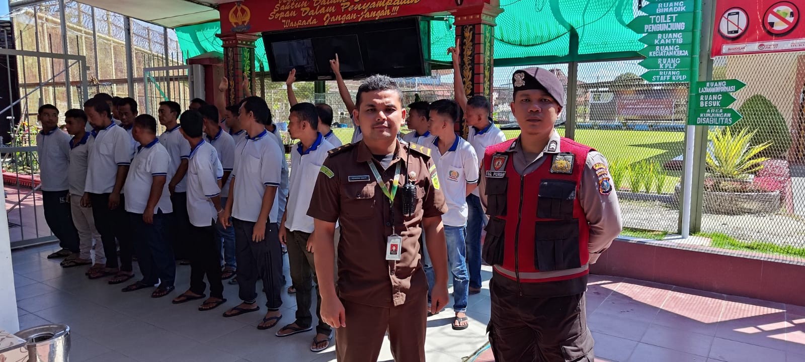 Polres Simalungun Amankan Sidang di Pengadilan Negeri Simalungun dengan Patroli Ketat