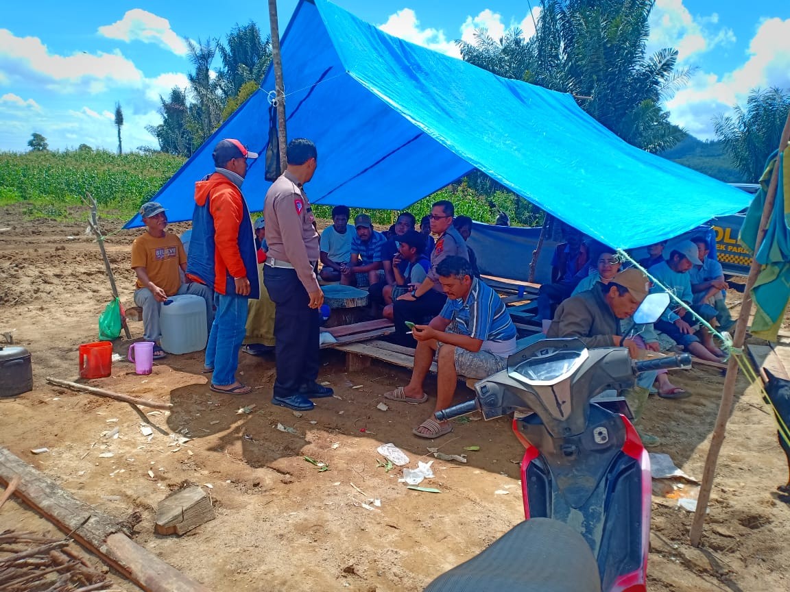 Kapolsek Parapat Gelar Binluh di Nagori Sipangan Bolon Mekar untuk Tingkatkan Kamtibmas