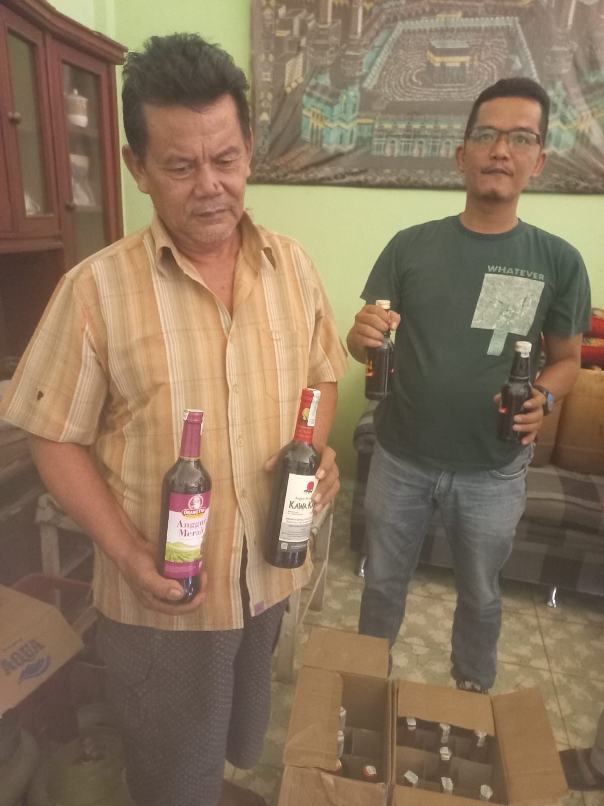 Polsek Serbalawan Gelar Operasi Pekat Toba 2024, Amankan Puluhan Botol Minuman Keras