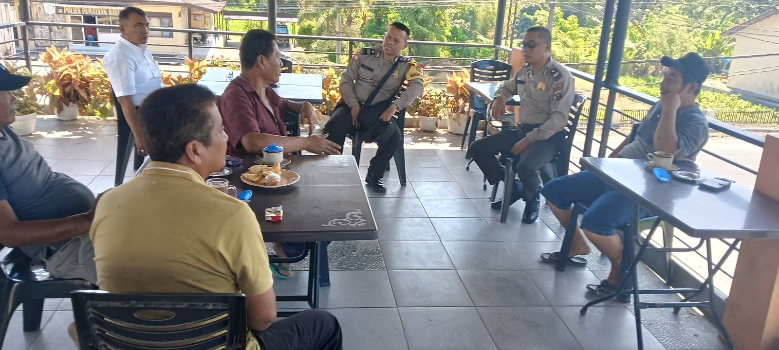 Polsek Raya Gelar Patroli Dialogis di Posko Kampung Bebas Narkoba Nagori Dame Raya