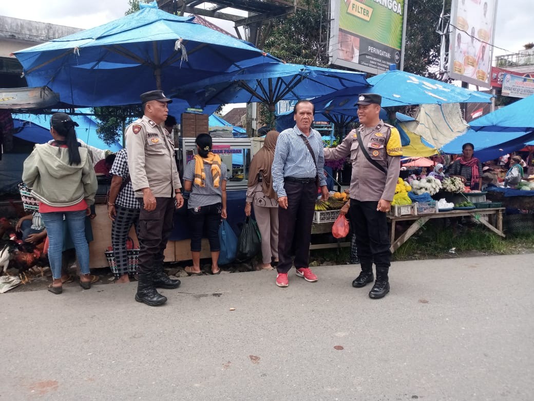 Polsek Pamatang Raya Laksanakan Patroli Dialogis di Pasar Modern