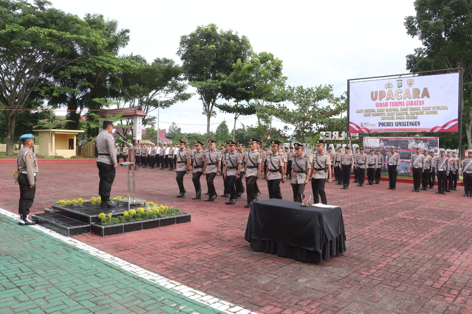 Polres Simalungun Gelar Upacara Serah Terima Jabatan