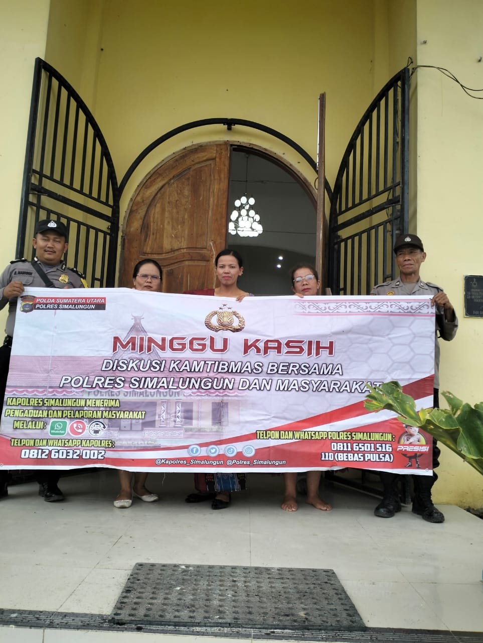 Bhabinkamtibmas Polsek Dolok Silau Laksanakan Kegiatan Minggu Kasih di Gereja GKPS