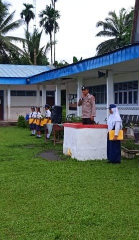 Polsek Raya Kahean Gelar Police Go to School di SMP N 1 Raya Kahean