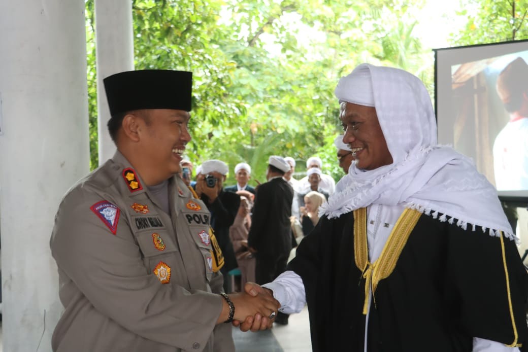 Kapolres Simalungun Hadiri Sidang Munaqasyah ke-34 Thariqat Naqsyabandiyah Al-Kholidiyah Jalaliyah