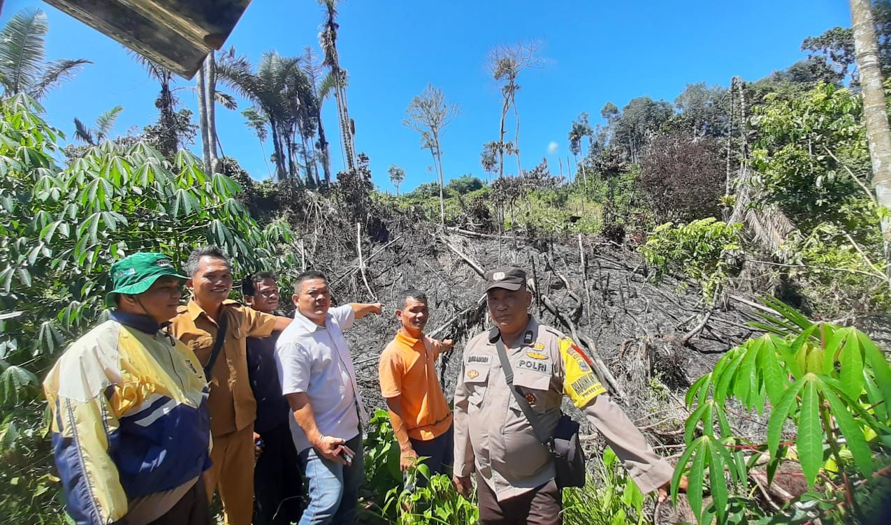 Polsek Silau Kahean Cek Titik Api di Nagori Dolok Marawa, Cegah Karhutla di Musim Kemarau