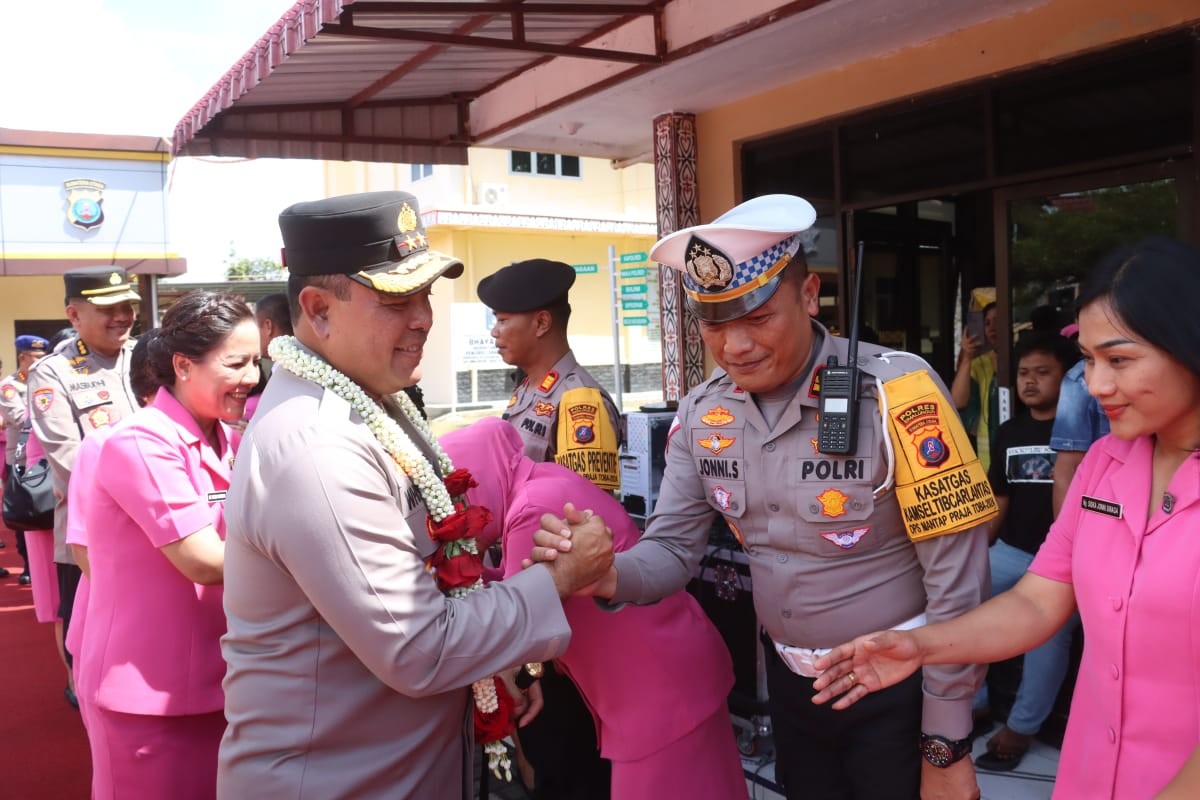 Kapolda Sumatera Utara Berikan Arahan dan Motivasi kepada Personel Polres Simalungun, Tekankan Siner